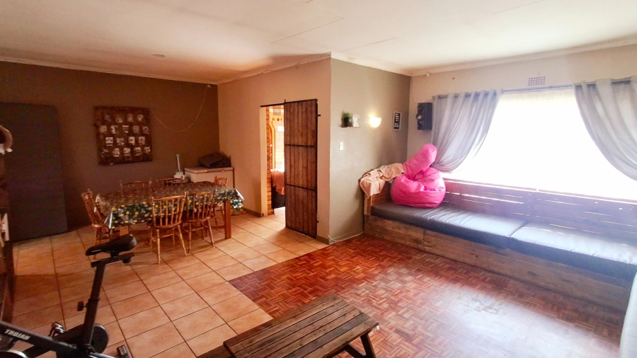 3 Bedroom Property for Sale in Vaalpark Free State